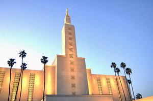 Los Angeles California Temple, Dusk