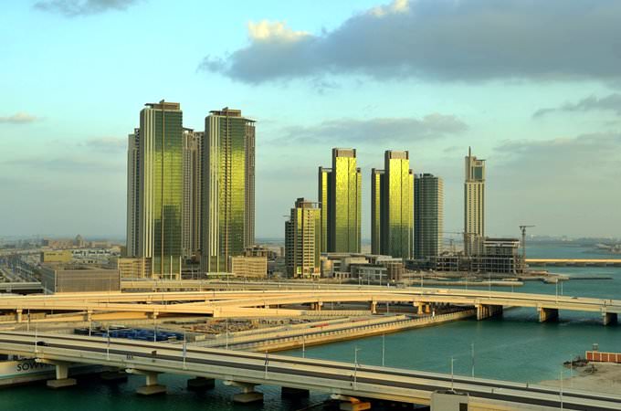 Abu Dhabi - under construction