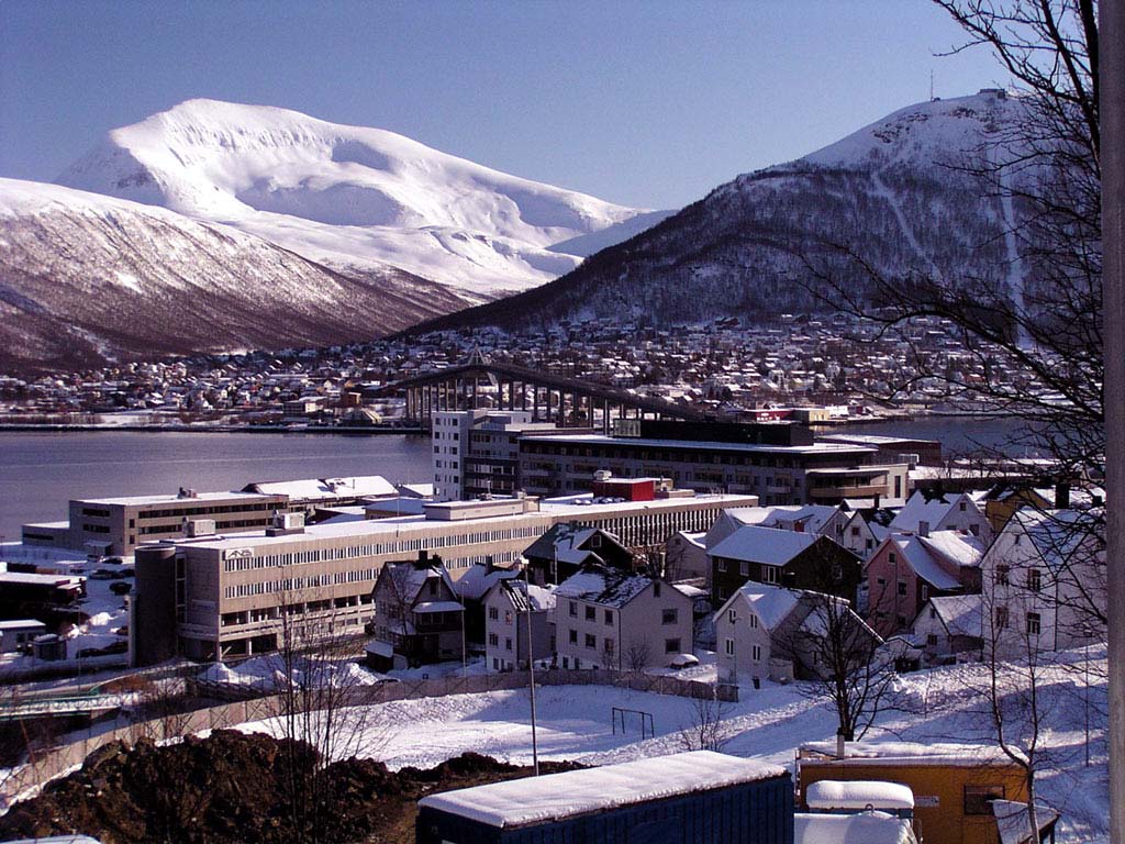 Роскошные пейзажи Норвегии - Страница 33 Tromso_sightseeing