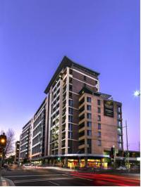 Отель Meriton Serviced Apartments - Parramatta