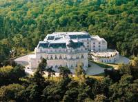 Отель Tiara Château Hôtel Mont Royal Chantilly