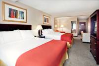 Отель Holiday Inn Express & Suites Bradley Airport