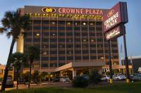 Отель Crowne Plaza Hotel San Antonio Airport
