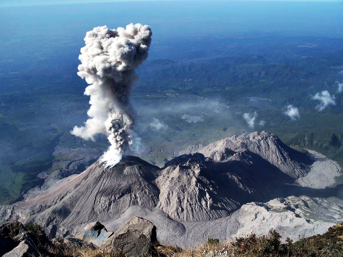 Резултат с изображение за вулкана Санта Мария в Гватемала