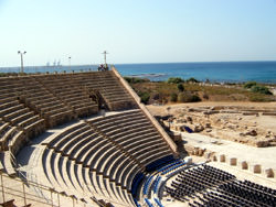 Caesarea Tiyatrosu, İsrail