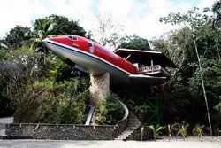 Дом-самолет на деревьях, Коста-Рика