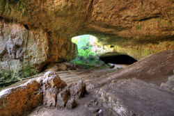 Пещера Деветашка, Болгария