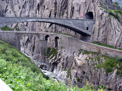 Готардский автомобильный тоннель, Швейцария