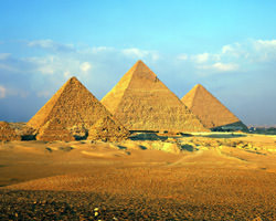 Keops Piramidi, Mısır