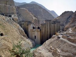 Embalse de Karún-4, Irán