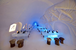 Ледяной ресторан Lumi Linna Castle , Lumi Linna Castle Restaurant, Финляндия