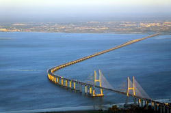 Vasco da Gama Köprüsü, Portekiz