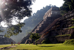 Calakmul Pyramiden, Mexiko