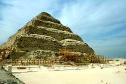 Pirámide escalonada de Zoser, Egipto
