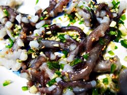Живой осьминог Саннакчи, рестораны Сеула, Корея