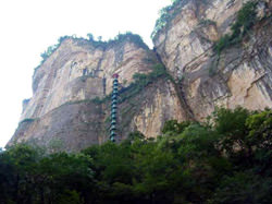 Лестница в Небо, Китай