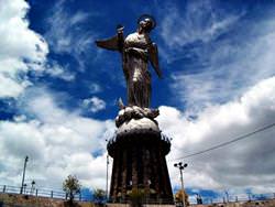 Virgin Mary Quito Heykeli