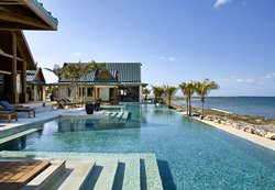 Swimming pool in Nandana Villas