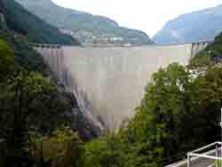 Verzasca Barajı, İsviçre