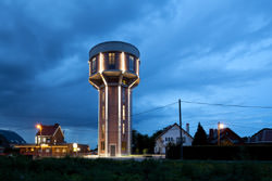 Water Tower Conversion, Belgien