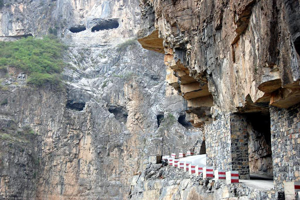 Горный туннель Гуолян, Китай