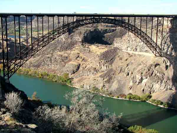 El Puente Perrine, Estados Unidos