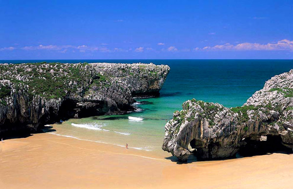 Playa de Cuevas del Mar, Spanien