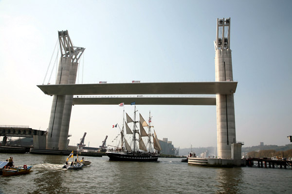 Gustave-Flaubert Brücke, Frankreich