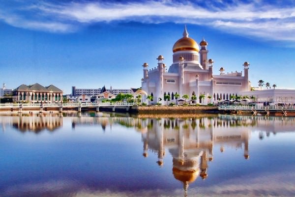 Mezquita del Sultán Ali Sayfuddin, Brunéi