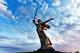 6 von 15 - Mutterland ruft Skulptur, Russland
