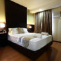Lorenzzo Suites Hotel