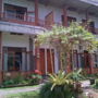 Karang Sari Guesthouse & Restaurant