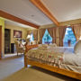 Cedar Springs Lodge Bed & Breakfast