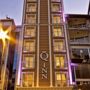 Q Inn Hotel