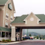 Country Inn and Suites / I-24 West