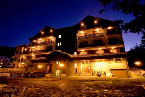 Отель Borovets Hills Ski & Spa