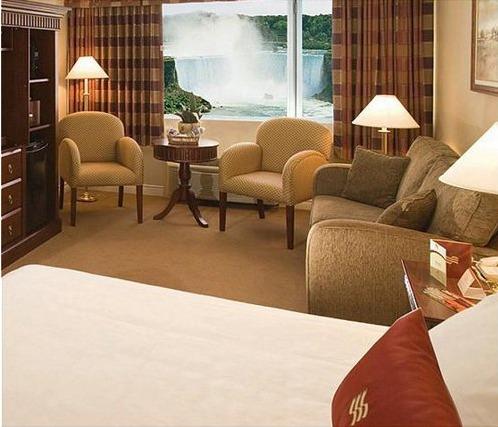 Отель Crowne Plaza Hotel-Niagara Falls/Falls View