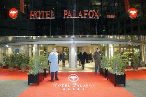 Отель Hotel Palafox