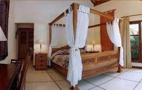 Отель Bali Golden Villas