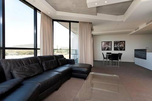 Фото отеля Apartments by Nagee Canberra, Canberra