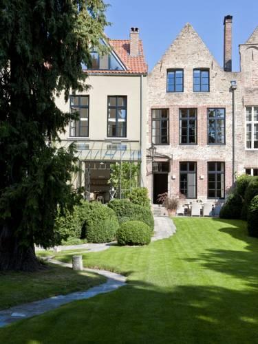 Фото отеля Jacquemine Luxury Guesthouse and Art Gallery, Bruges