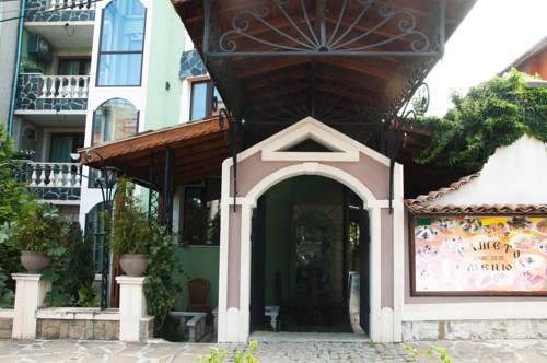 Photo of Boryana Hotel, Burgas