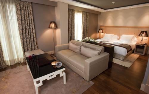 Photo of Nexus Valladolid Suites & Hotel, Valladolid