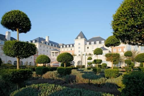Фото отеля Dream Castle Hotel at Disneyland® Paris, Magny le Hongre