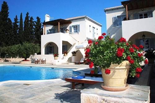 Фото отеля Villa Nika, Spetses