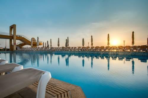 Фото отеля Seashells Resort at Suncrest, Qawra