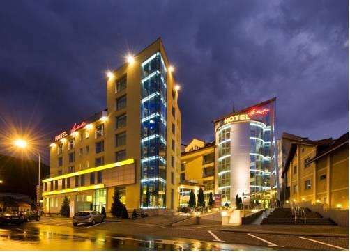Photo of Hotel Ambient, Brasov