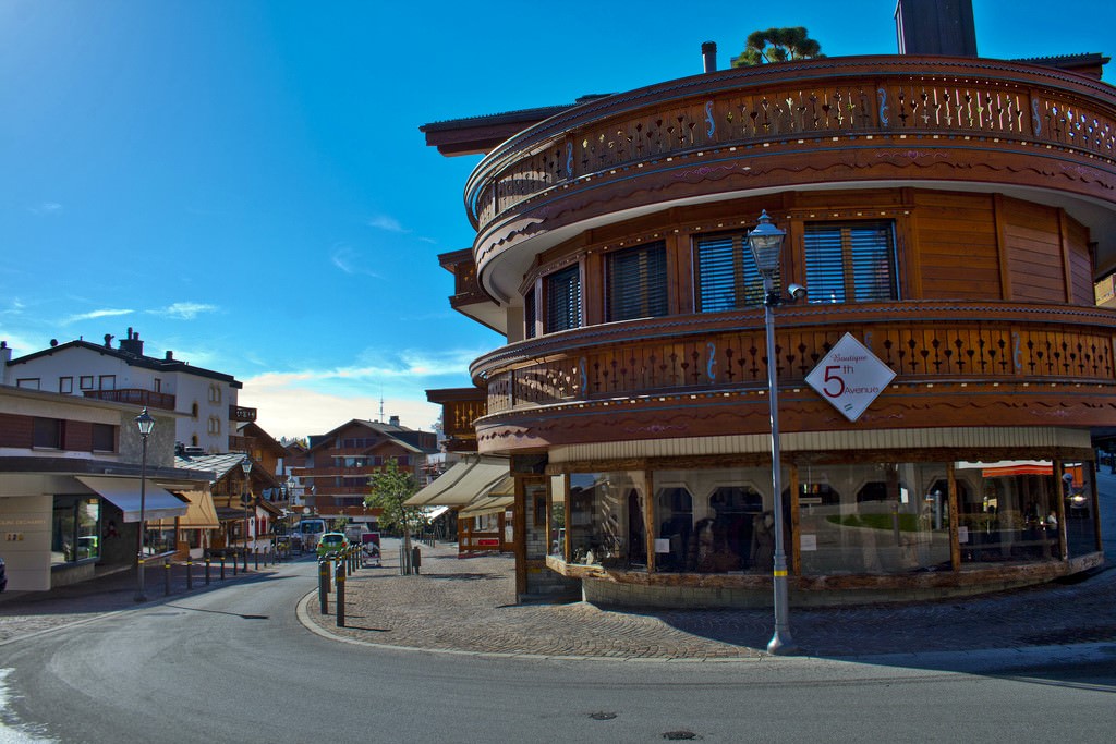 Crans-Montana Pictures | Photo Gallery of Crans-Montana - High-Quality ...
