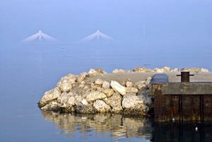 Sheikh Isa Bridge in the background