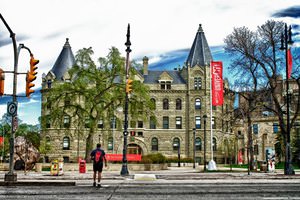 University of Winnipeg University of Winnipeg